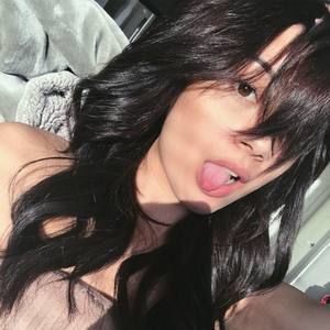 Meet your Posher, Felicia